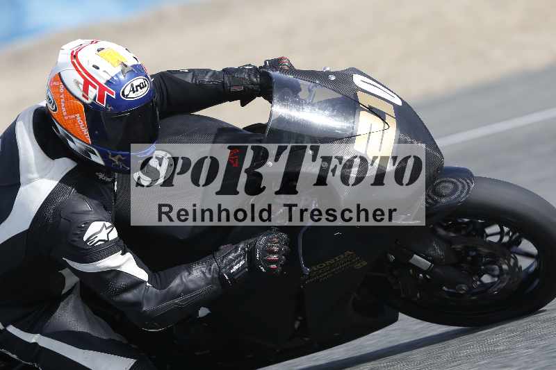 /01 26.-28.01.2024 Moto Center Thun Jerez/Gruppe gruen-green/210